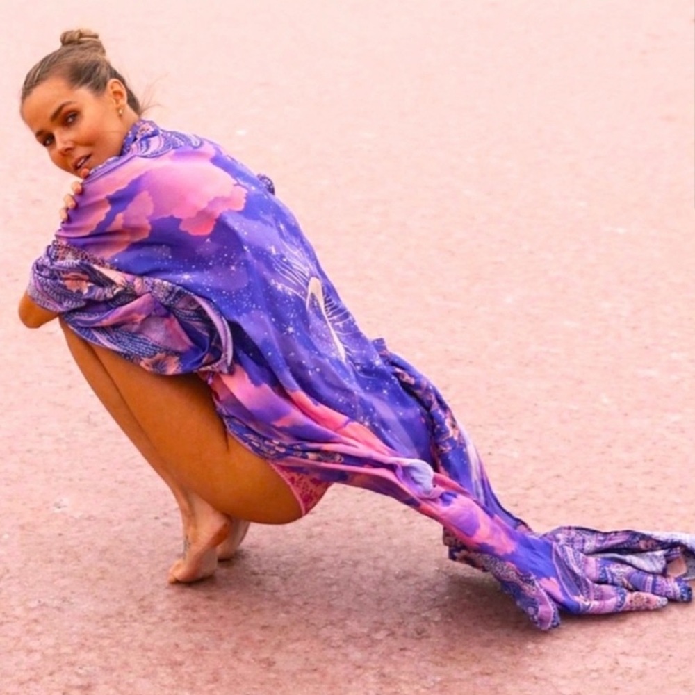BNWT Spell & the Gypsy Collective Luna Robe